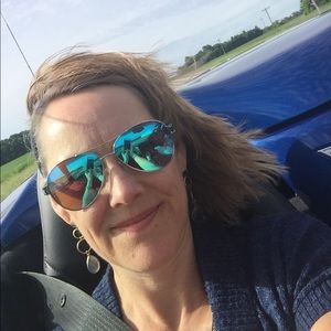 Meet your Posher, Shelly